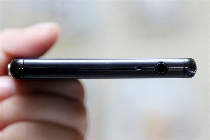 Điện thoại Sony Xperia M5 (Single SIM)