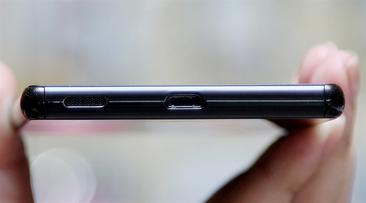 Điện thoại Sony Xperia M5 (Single SIM)