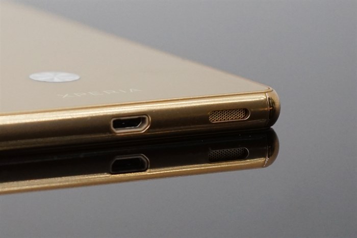 Điện thoại Sony Xperia M5 (Single SIM)