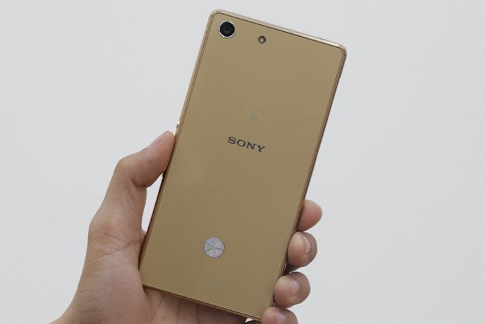 Điện thoại Sony Xperia M5 (Single SIM)