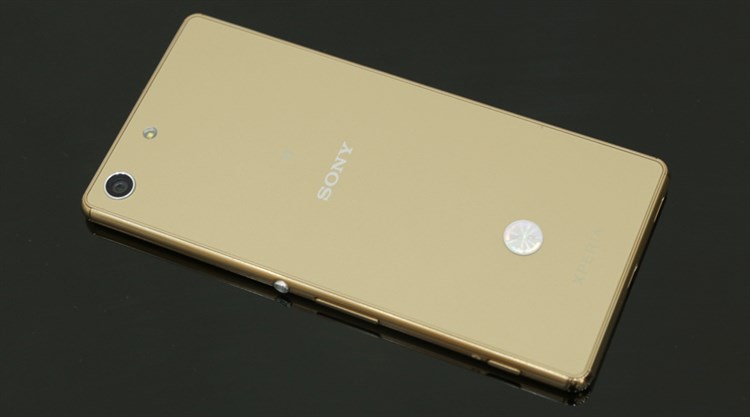 Điện thoại Sony Xperia M5 (Single SIM)
