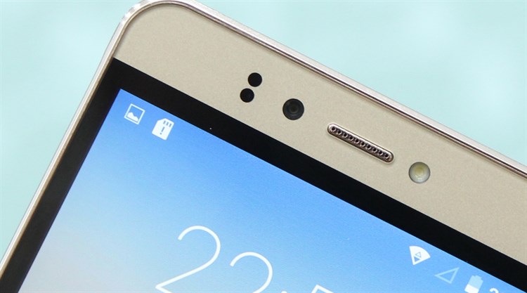 Điện thoại Q Vita S