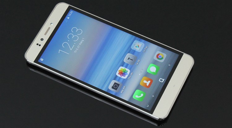 Điện thoại Q Vita S