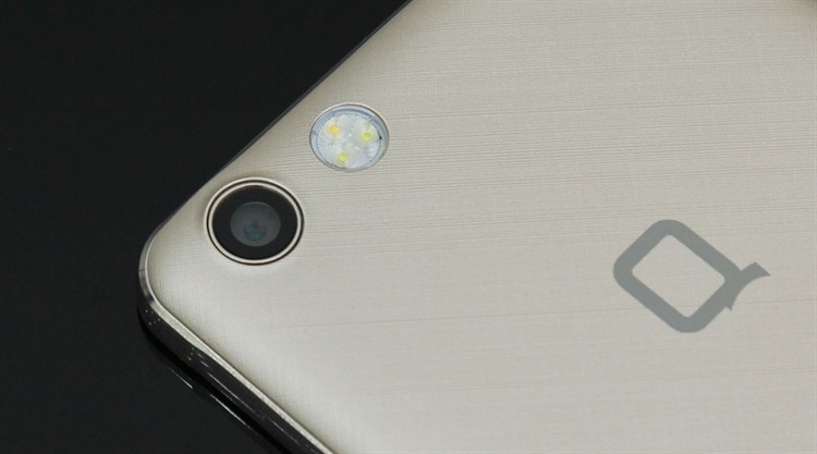 Điện thoại Q Vita S