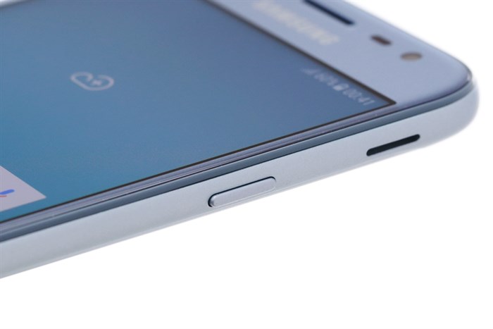 Điện thoại Samsung Galaxy J3 Pro