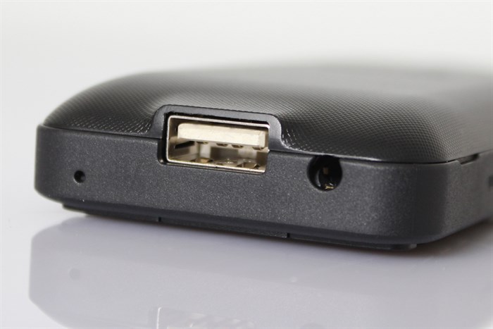 Điện thoại Philips E181 Màu Đen