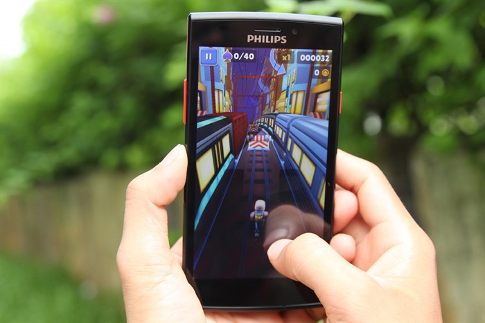 Điện thoại Philips S337