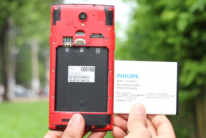 Điện thoại Philips S337