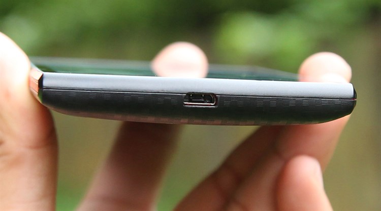 Điện thoại Philips S337