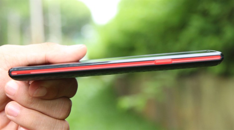 Điện thoại Philips S337