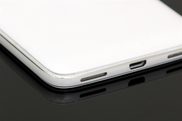 Điện thoại Obi Worldphone S507 Màu Trắng