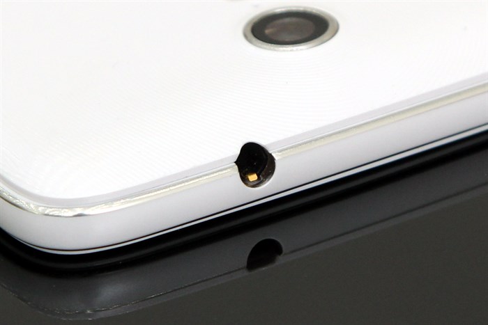Điện thoại Obi Worldphone S507 Màu Trắng