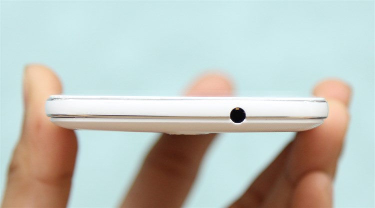 Điện thoại Obi Worldphone S507 Màu Trắng