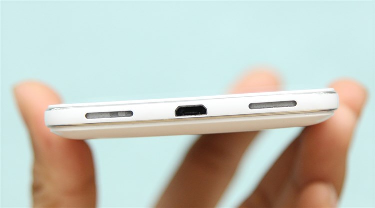 Điện thoại Obi Worldphone S507 Màu Trắng