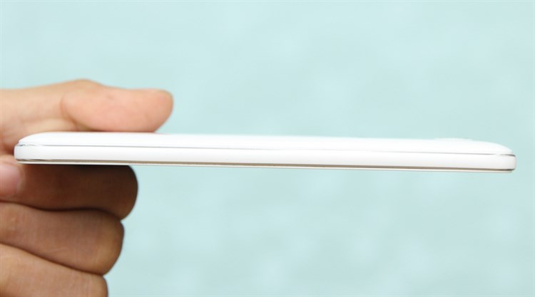 Điện thoại Obi Worldphone S507 Màu Trắng