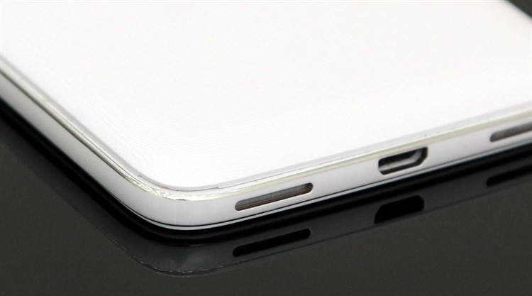 Điện thoại Obi Worldphone S507 Màu Trắng