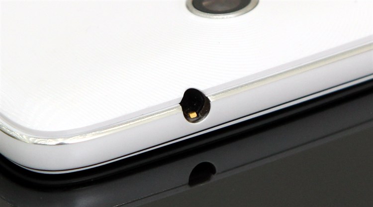 Điện thoại Obi Worldphone S507 Màu Trắng