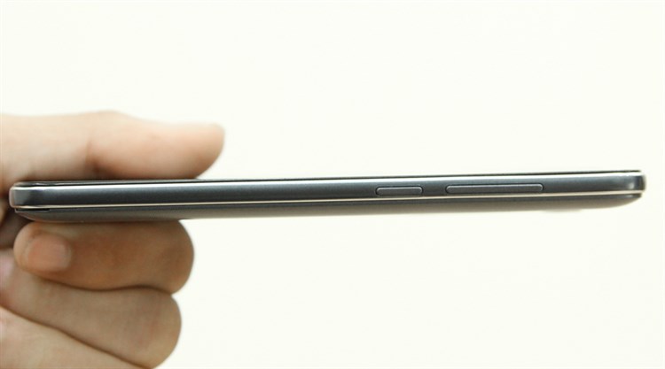 Điện thoại Obi Worldphone S507 Màu Xanh đen