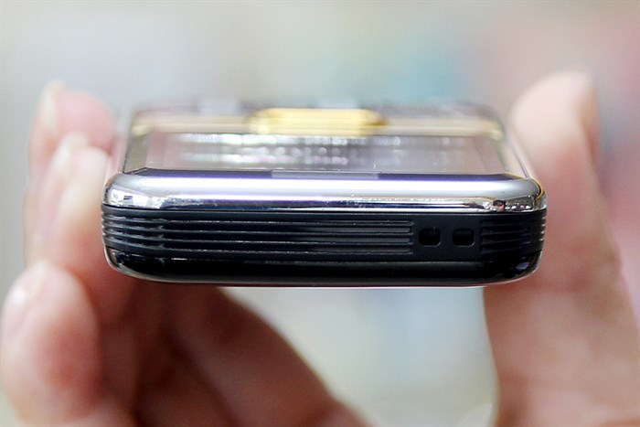 Điện thoại MOBELL M389 Màu Đen