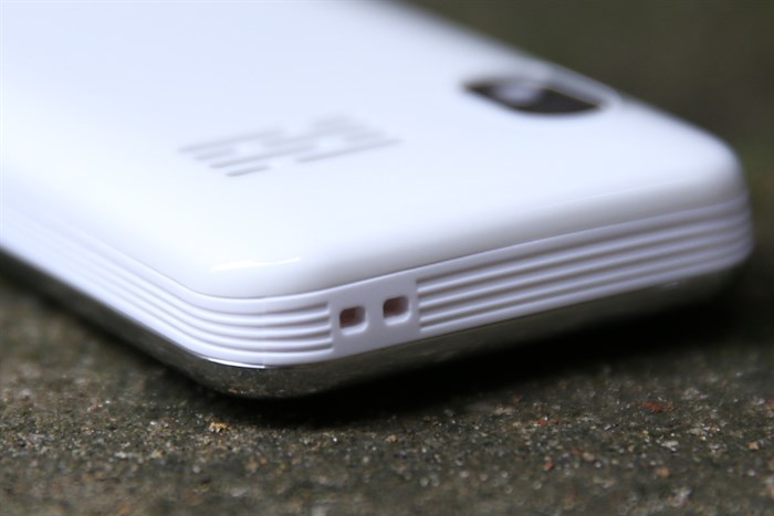 Điện thoại MOBELL M389 Màu Trắng