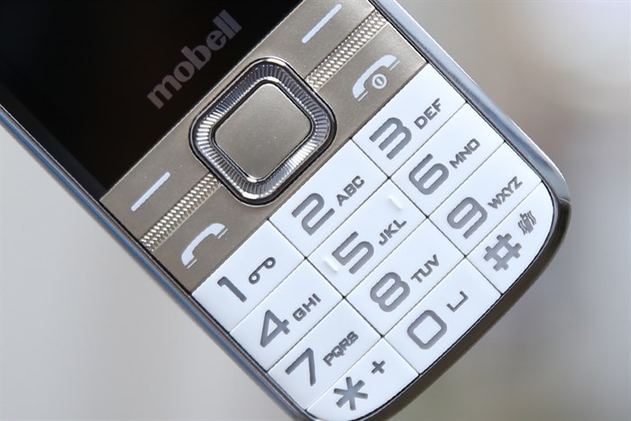 Điện thoại MOBELL M389 Màu Trắng