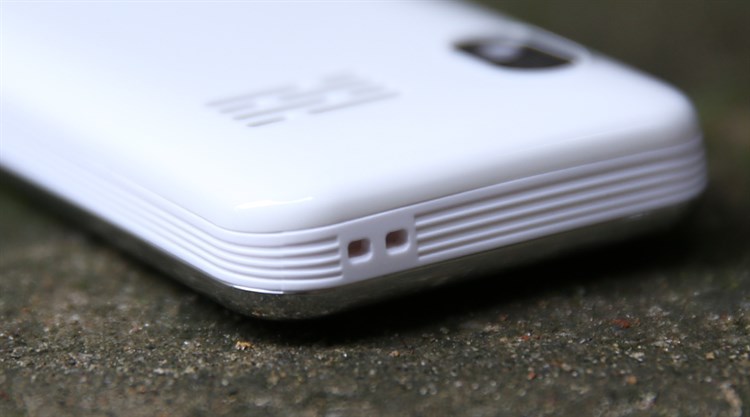 Điện thoại MOBELL M389 Màu Trắng