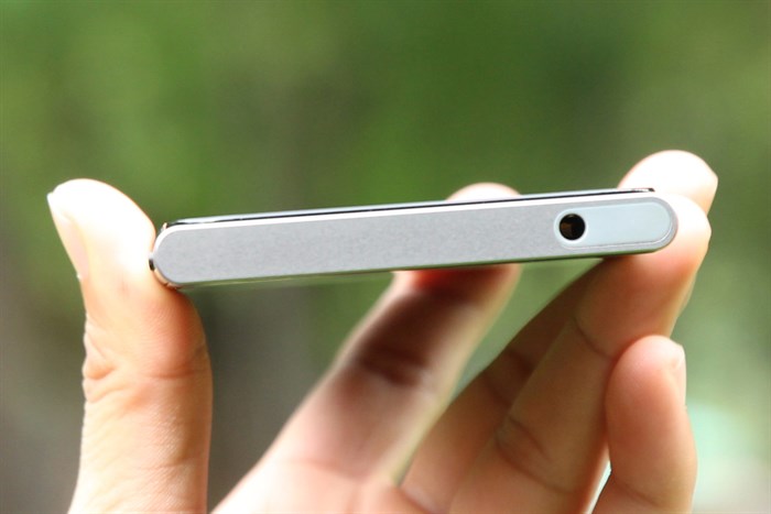 Điện thoại Obi Worldphone MV1 2GB (Cyanogen)