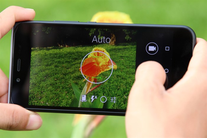 Điện thoại Obi Worldphone MV1 2GB (Cyanogen)