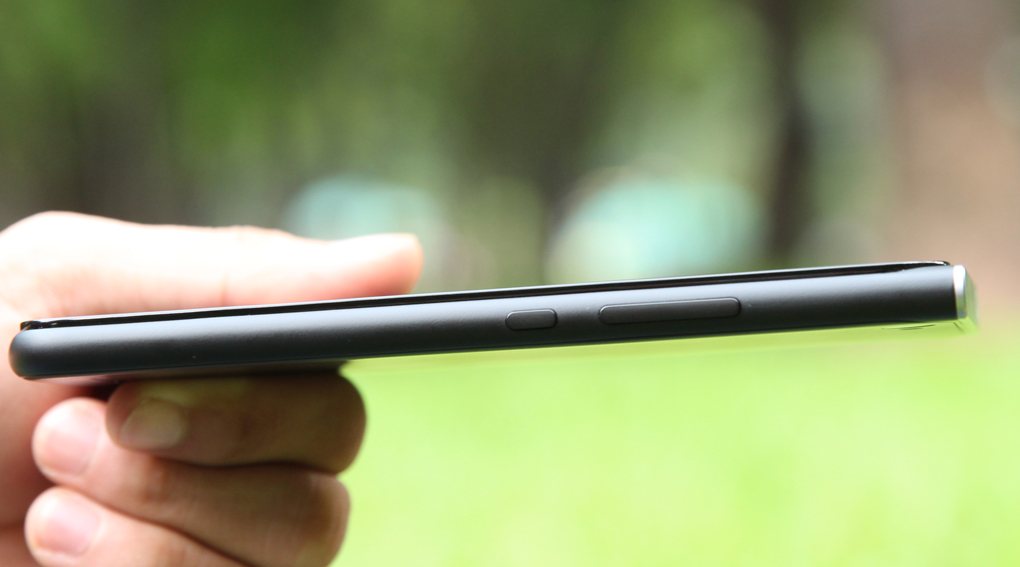 Điện thoại Obi Worldphone MV1 2GB (Cyanogen)