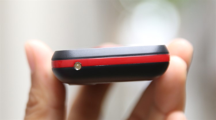 Điện thoại Mobiistar B221