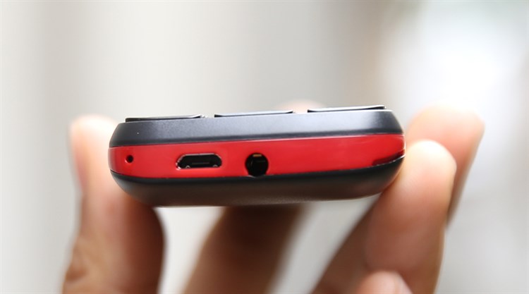 Điện thoại Mobiistar B221