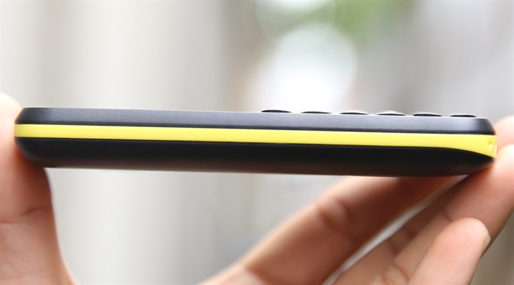 Điện thoại Mobiistar B221