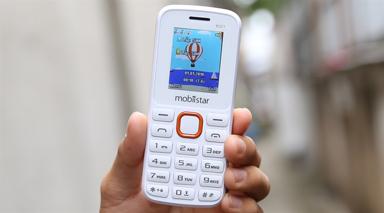 Điện thoại Mobiistar B221