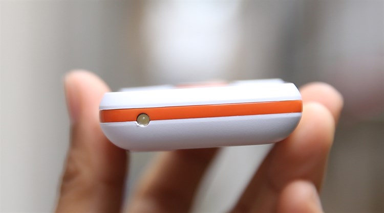 Điện thoại Mobiistar B221