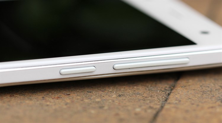 Điện thoại Q Nice S