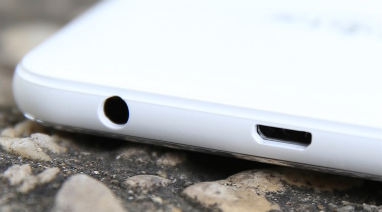 Điện thoại Mobiistar LAI Zumbo J