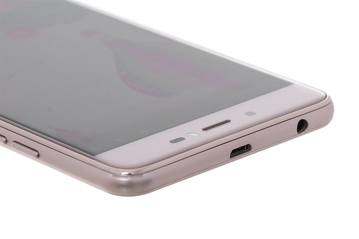 Điện thoại Mobiistar LAI Zumbo J