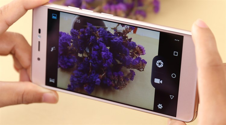 Điện thoại Mobiistar LAI Zumbo J