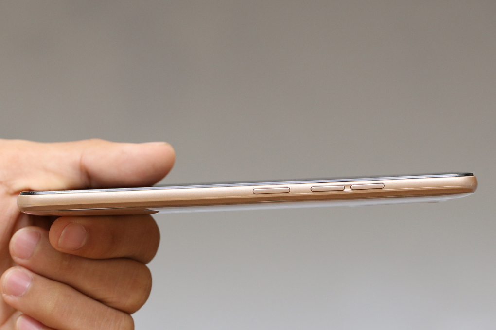 Điện thoại Mobiistar Lai Zumbo S