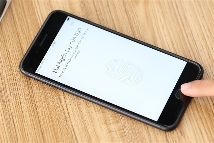 Điện thoại iPhone 7 Plus 32GB Màu Đen