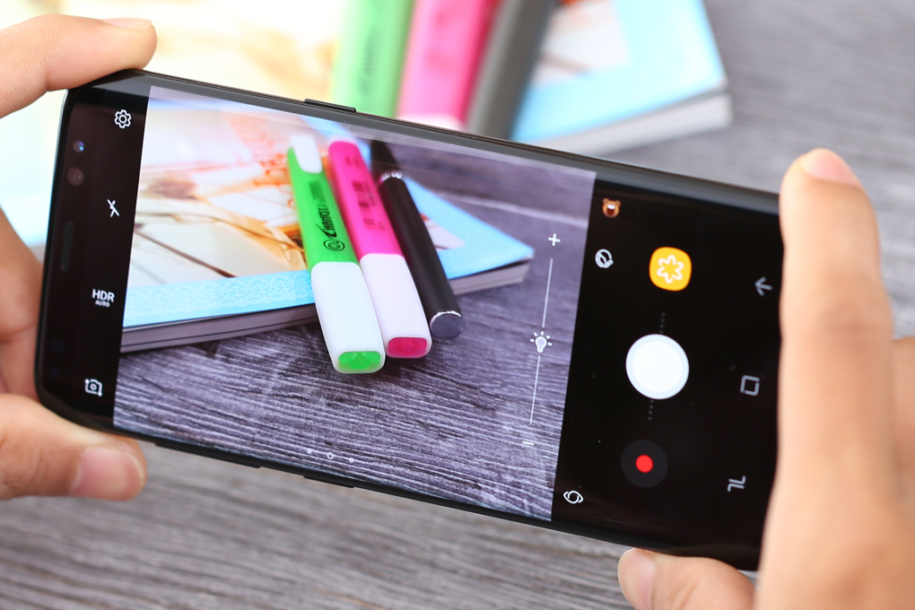 Điện thoại Samsung Galaxy S8