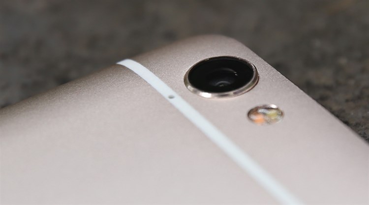 Điện thoại Q Luna Pro