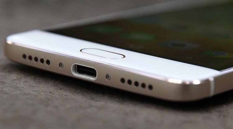 Điện thoại Q Luna Pro