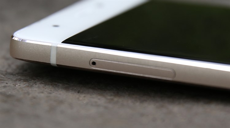 Điện thoại Q Luna Pro