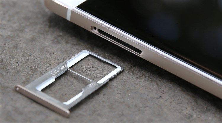 Điện thoại Q Luna Pro