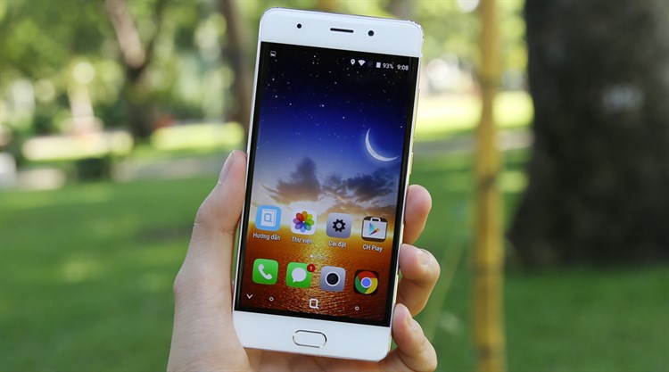 Điện thoại Q Luna Pro