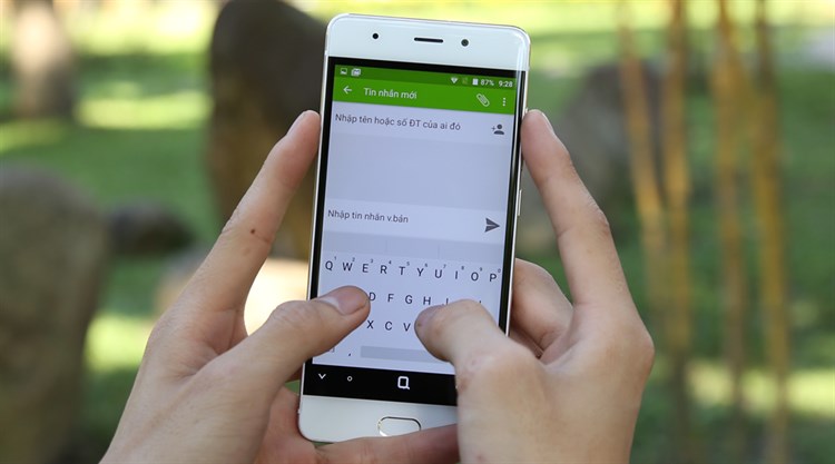 Điện thoại Q Luna Pro