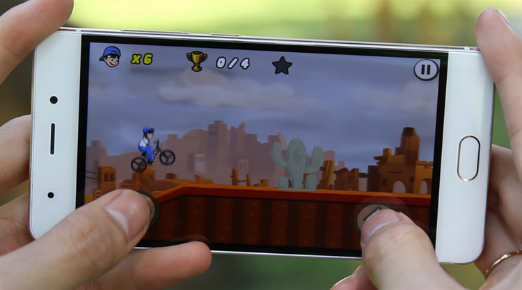 Điện thoại Q Luna Pro