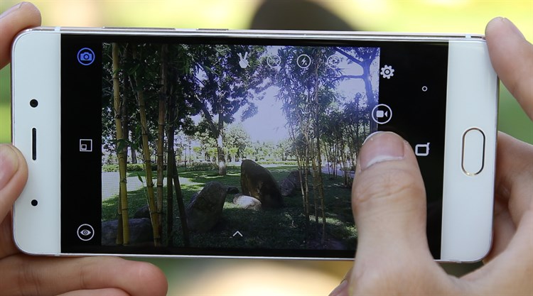 Điện thoại Q Luna Pro