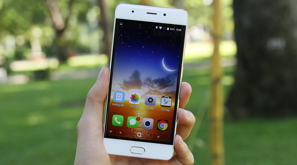 Điện thoại Q Luna Pro